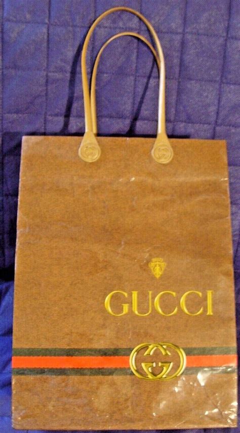 busta gucci